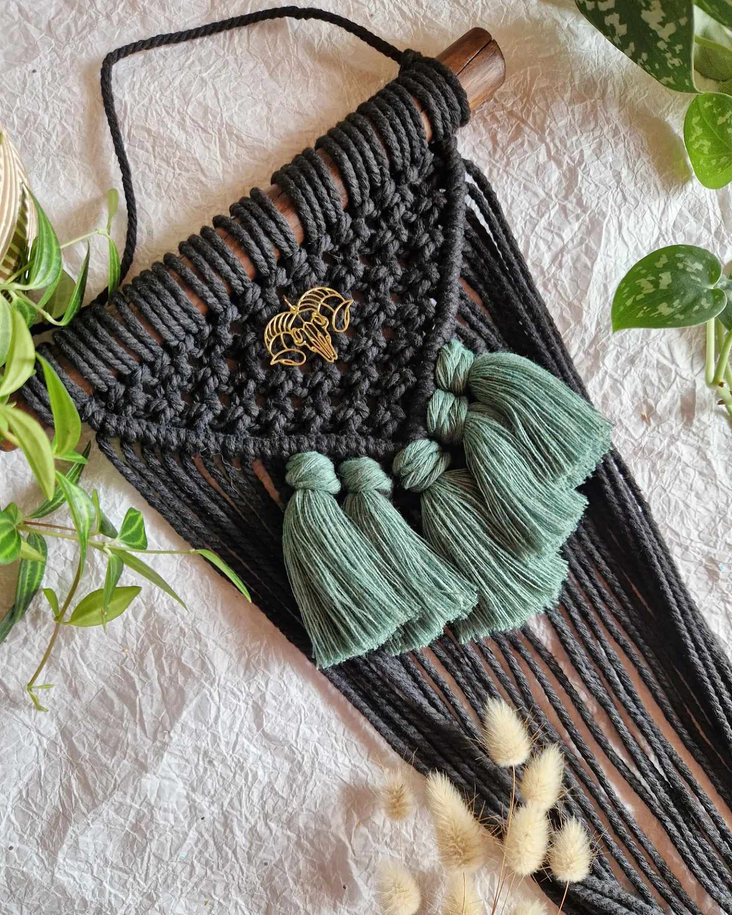 Suspension murale Vert forêt avec breloque